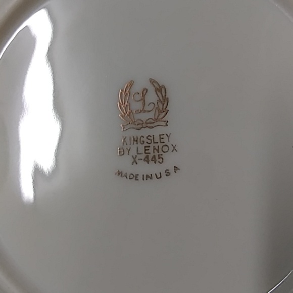 2 Kingsley by Lenox bread plates - Picture 5 of 5
